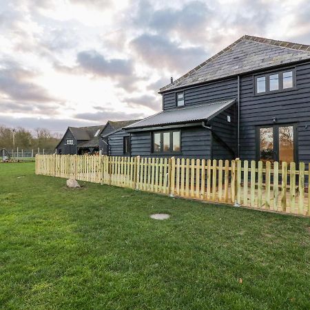 Вилла The Granary Холстед Экстерьер фото
